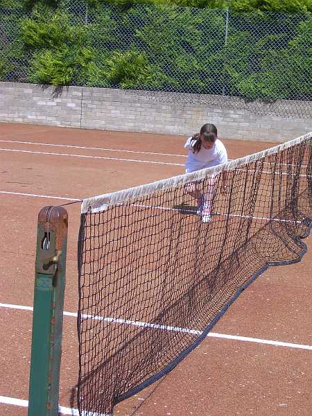 CIMG2598.JPG - Quick dash to scoop up a ball